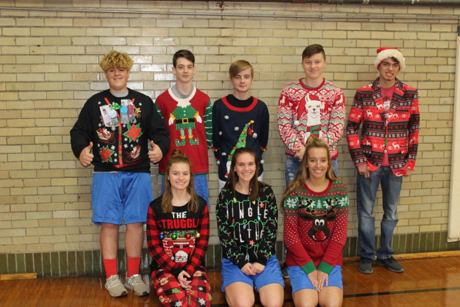5th hour PE in their ugly sweaters.