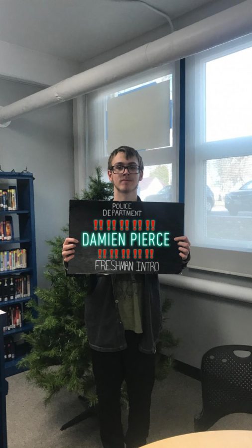 Freshman Introduction: Damien Pierce