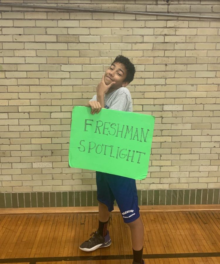 Freshman+Gavin+is+looking+super+happy+as+he+poses+for+the+spotlight+photo%21