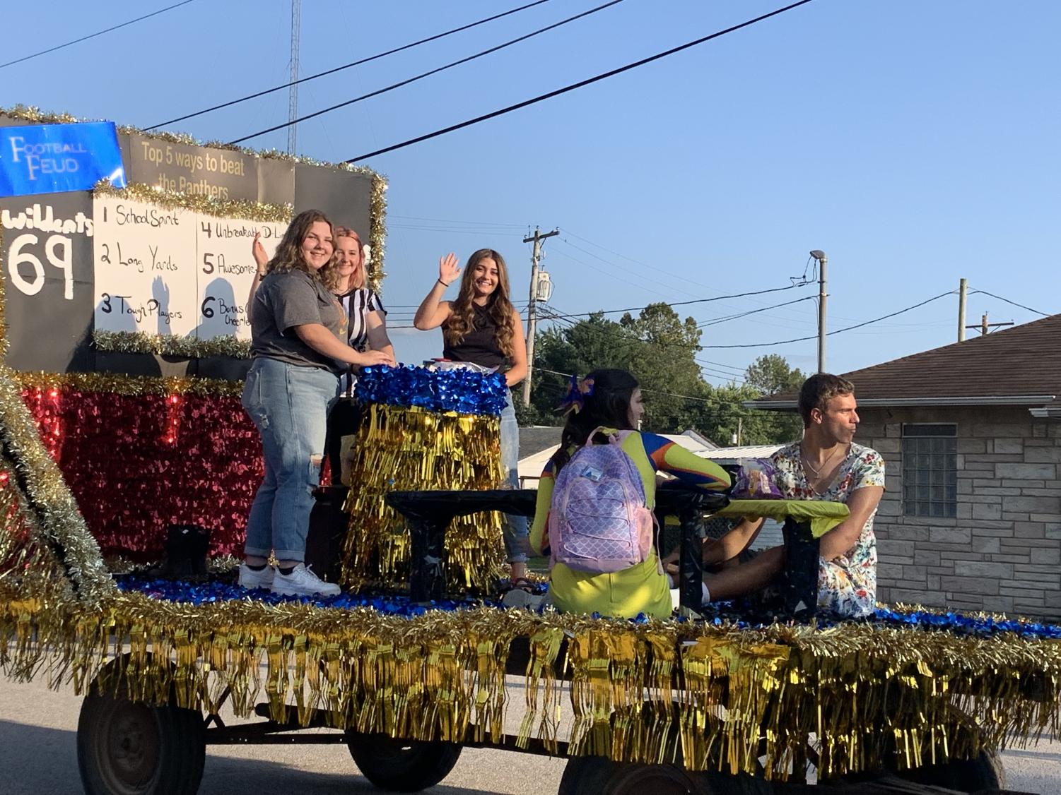 Here Come The Floats Pioneer Pages