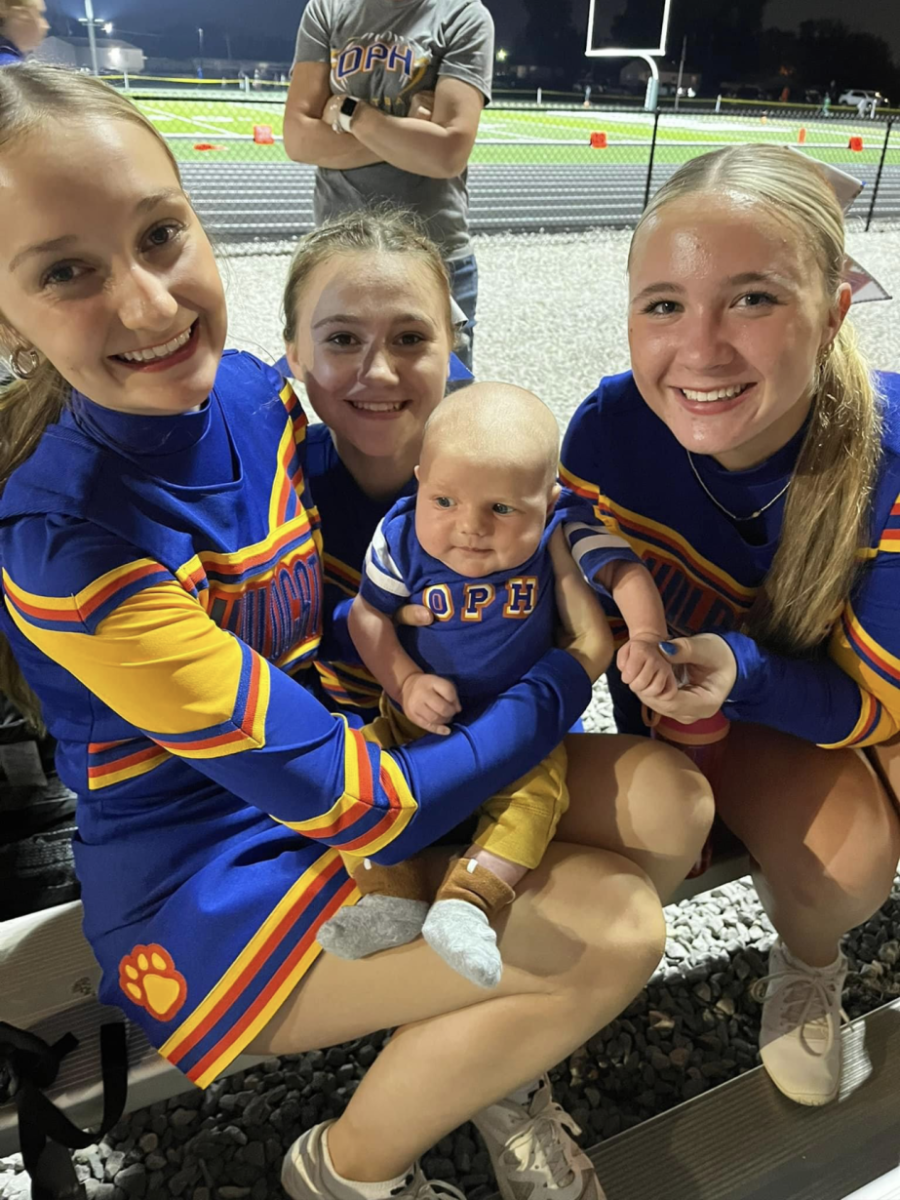 Briley Beabout, Zoey Beabout, and Lily Holcomb with baby Cohen!