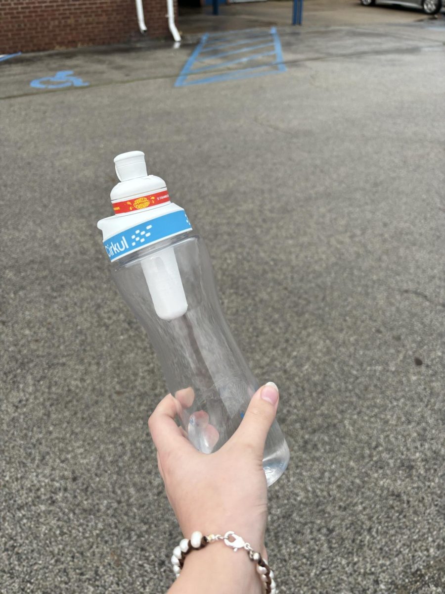 A PHS students Cirkul Bottle