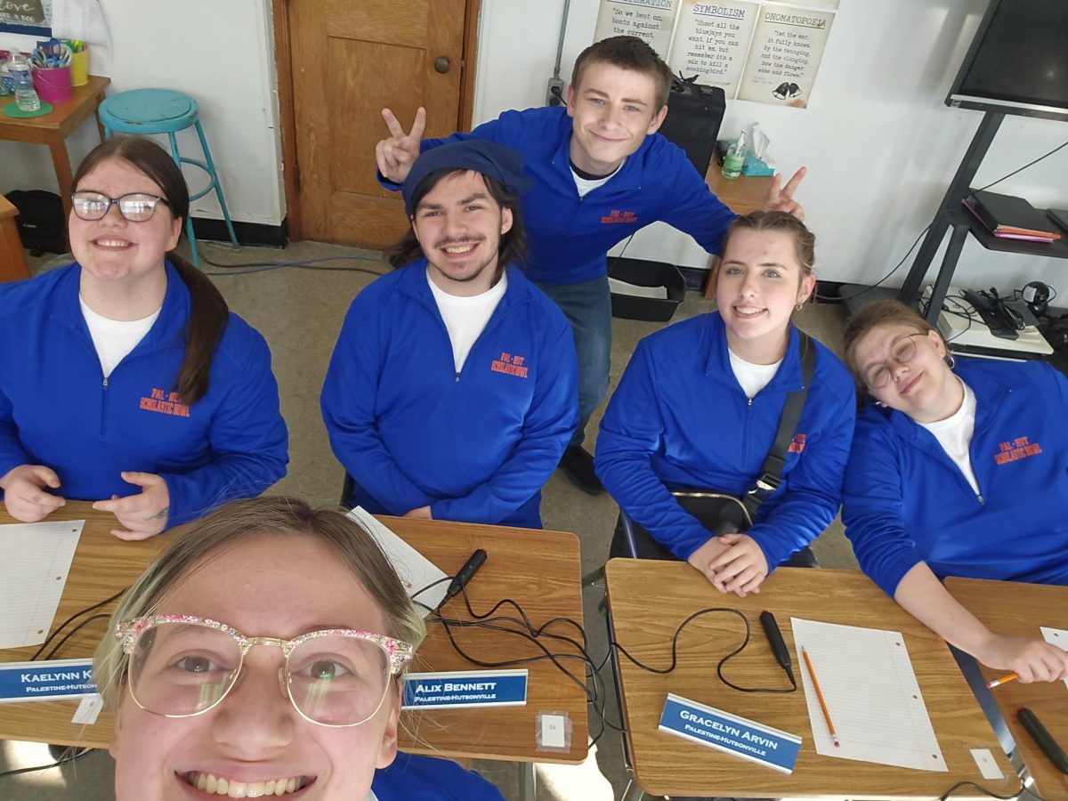 The Pal-Hut Scholastic Bowl team